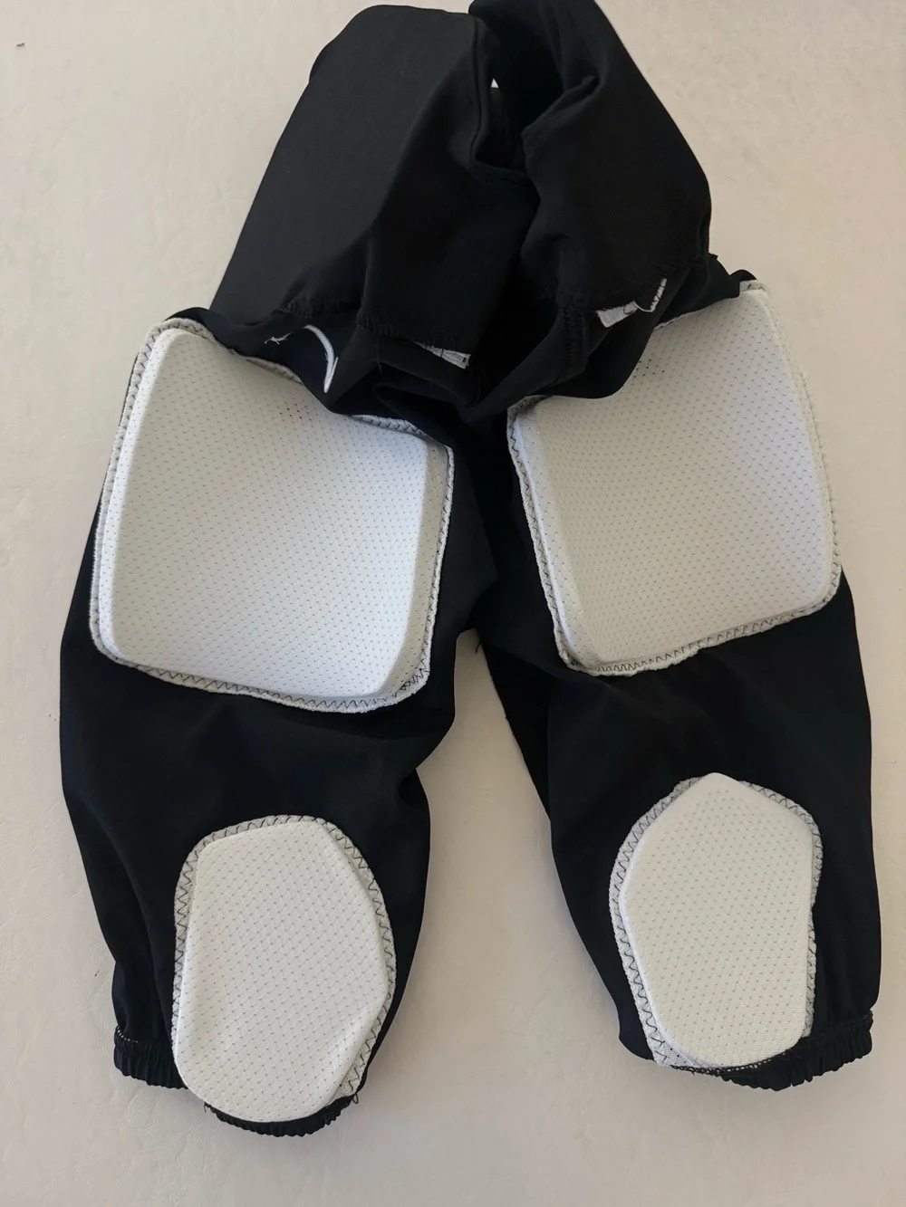 Nike Kids Black Padded Football 🏈 Knee Joggers